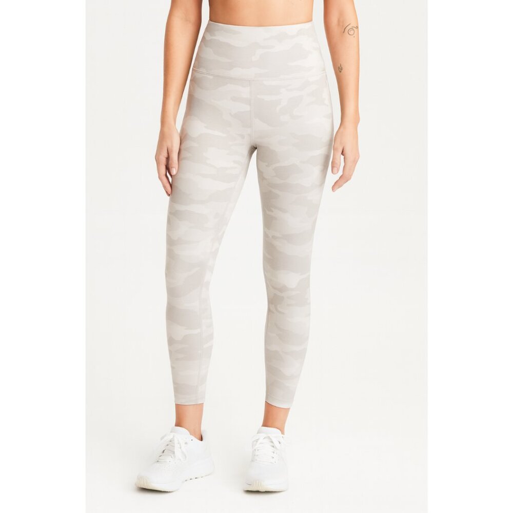 Athleta Elation 7/8 Leggings Women's Small Camo High Rise Moisture-Wicking